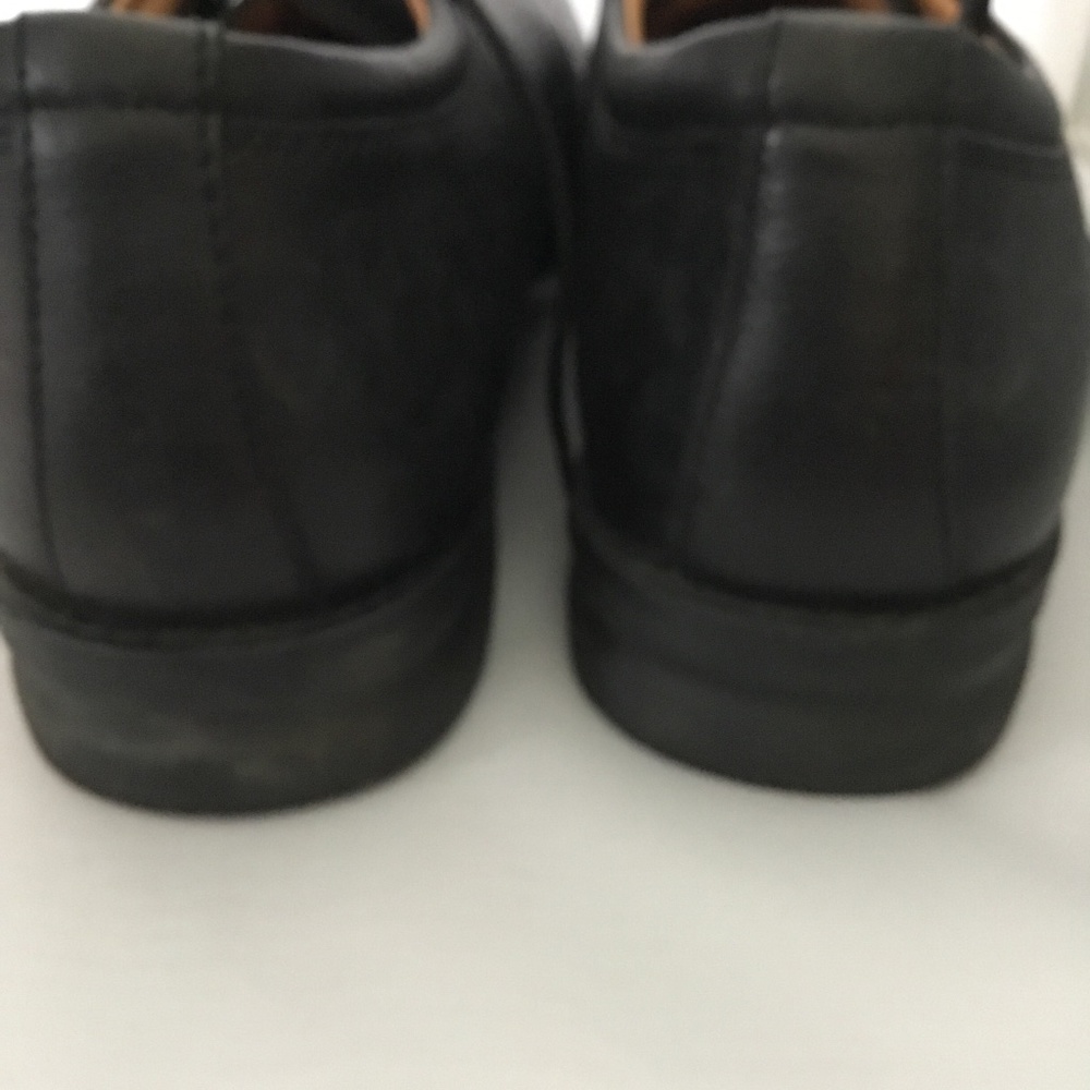 DRESS-UP SHOES FOR MEN. - Picture 3 of 6